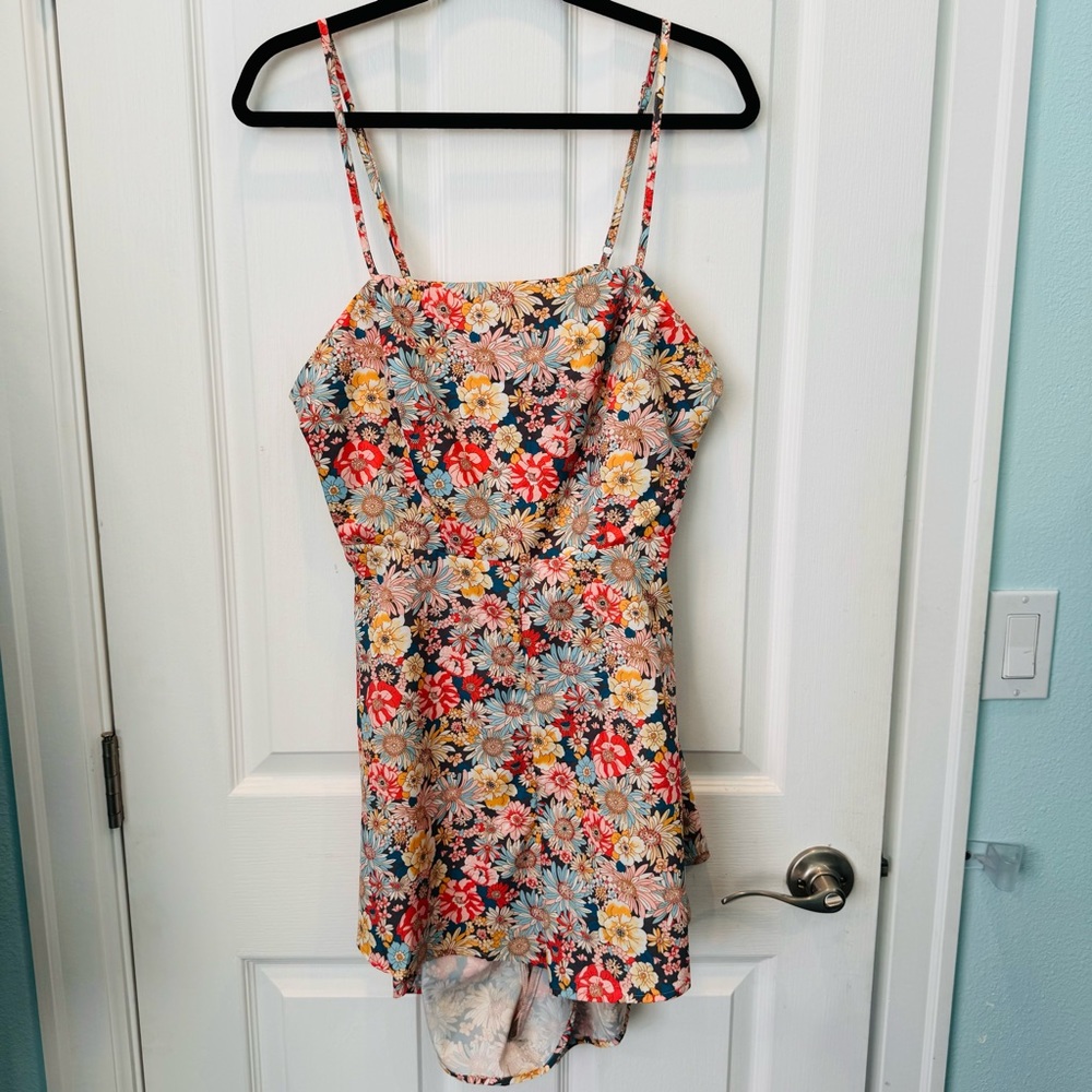 Shein Floral Shorts Romper L NWOT